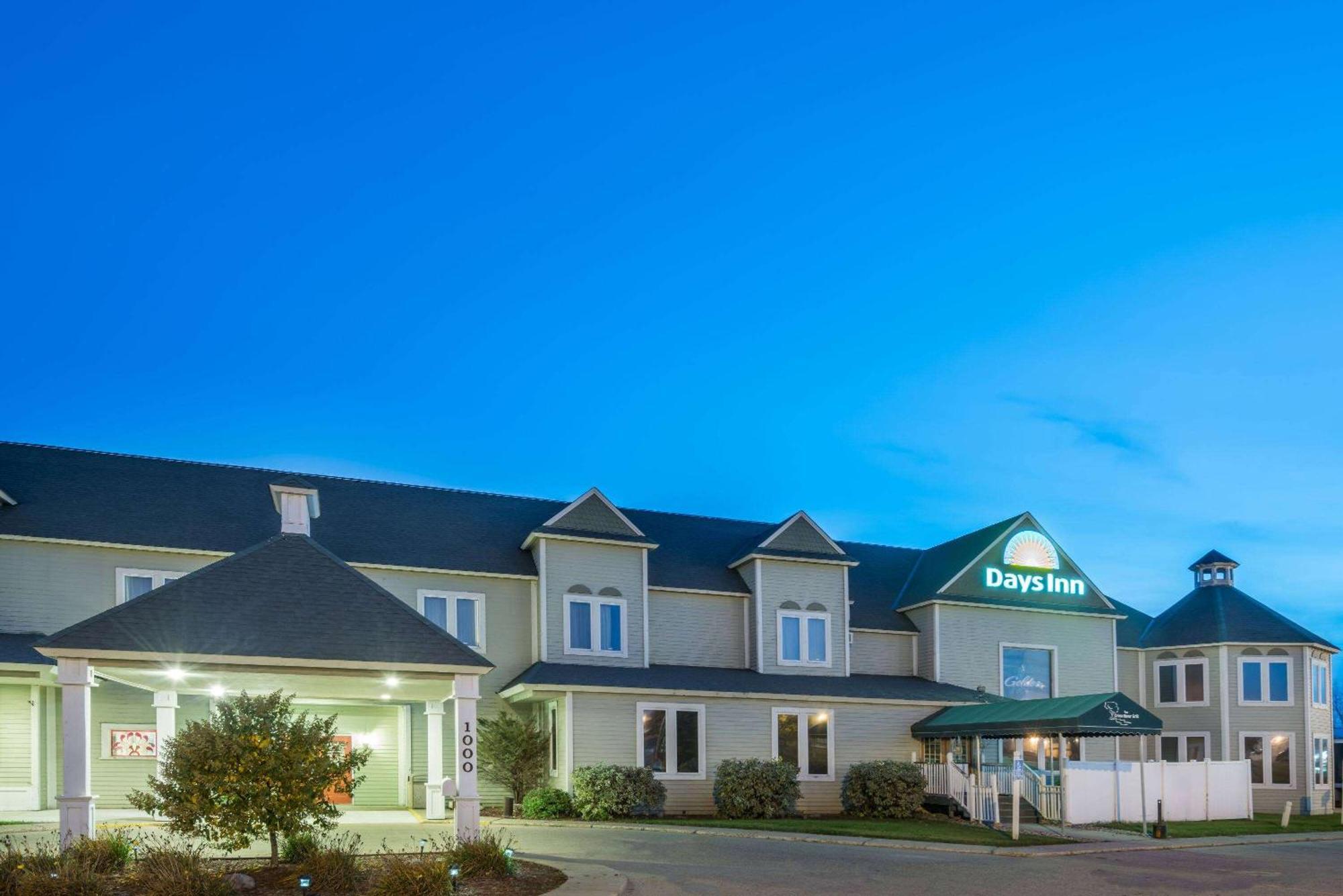 Days Inn By Wyndham Hutchinson Extérieur photo